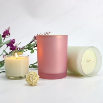 Popular Frosted White Glass Candle Jar With Wooden Lid Customized Glass Candle Vessels For New Year