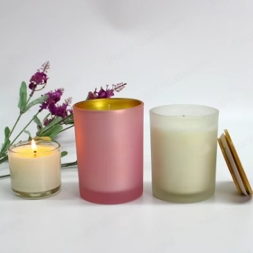 Popular Frosted White Glass Candle Jar With Wooden Lid Customized Glass Candle Vessels For New Year