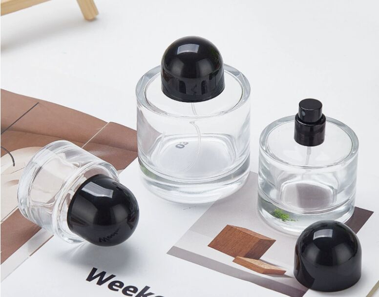 Luxury Elegant Glass Perfume Bottle Offering Stylish Look and Durable Build Ideal for Exclusive Cosmetic Packaging Needs